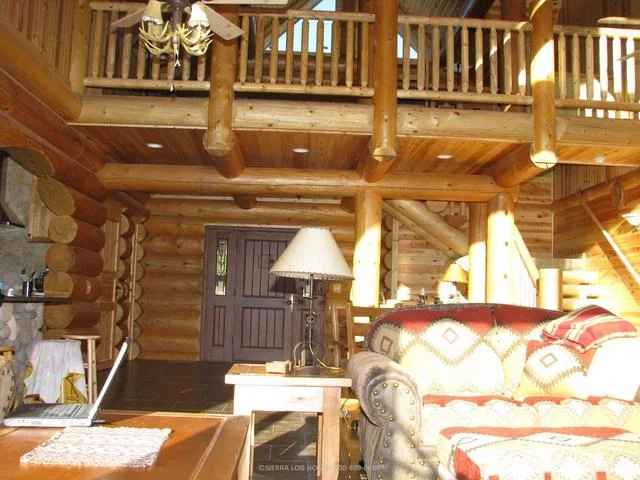 f2f519 6f2b987e15fa498d8a0683f036f05c19 mv2