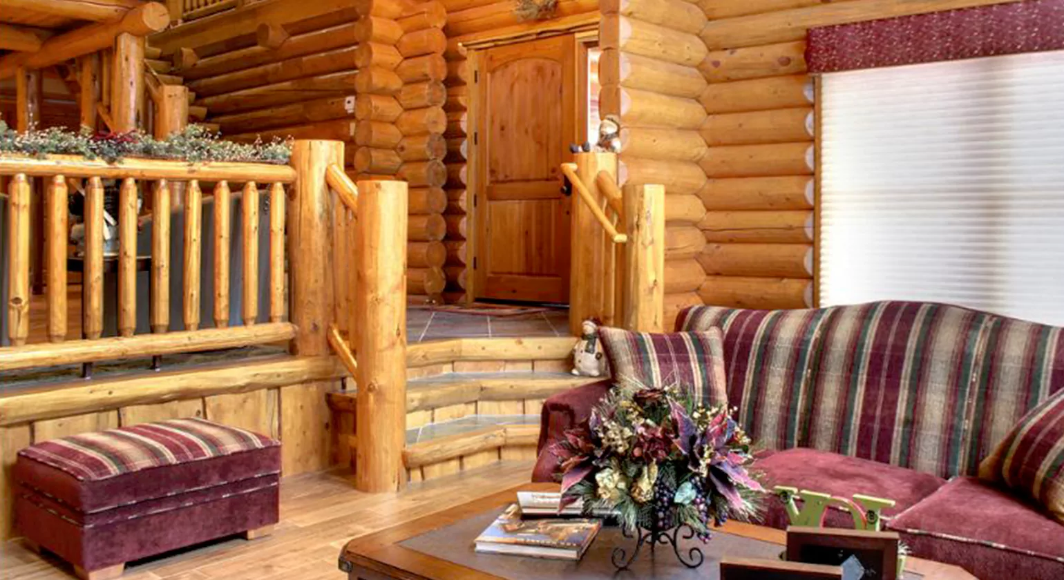 Where to Shop for Log Cabin Decor in 2025