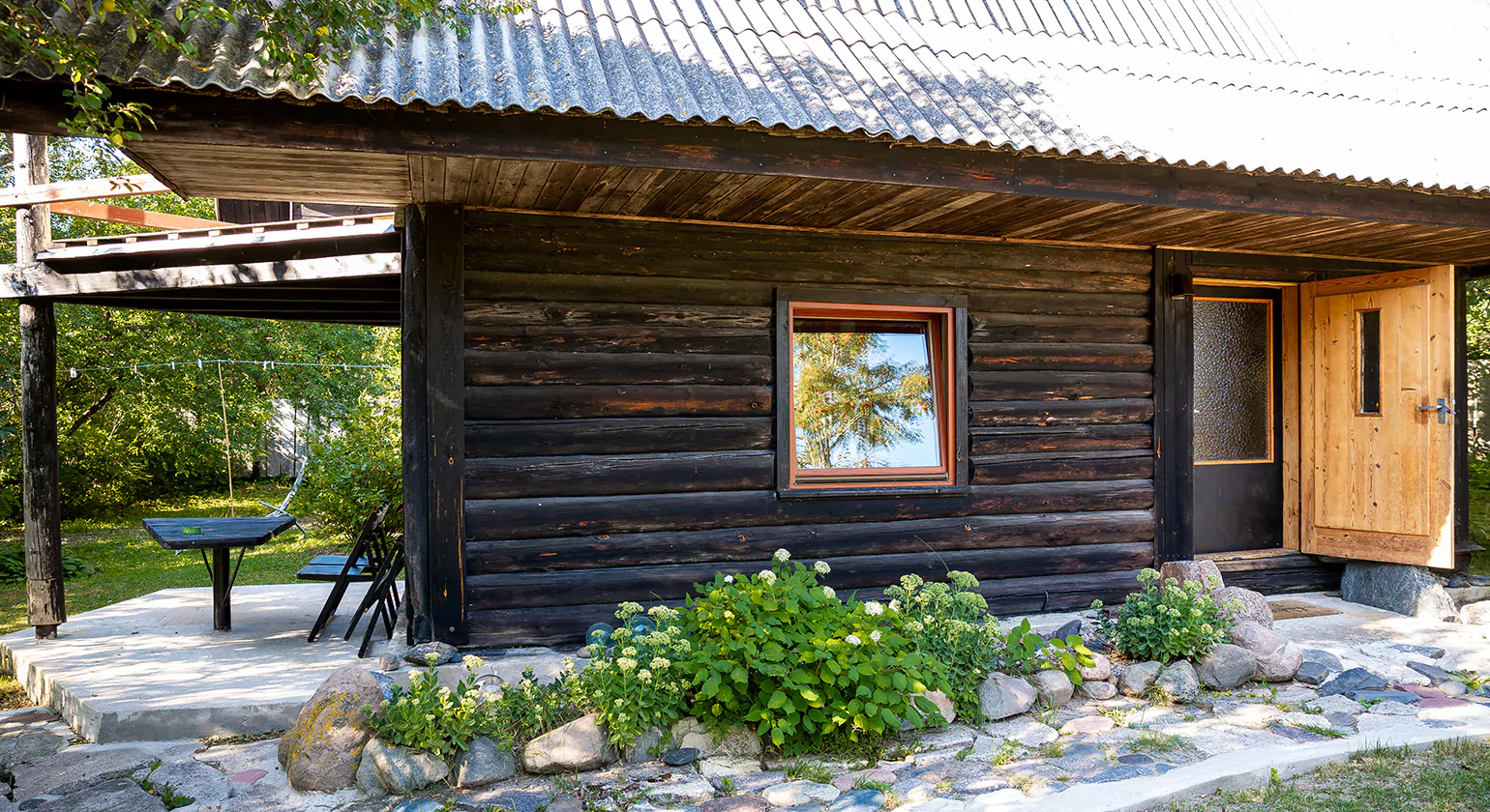 Types of D Log Siding Materials