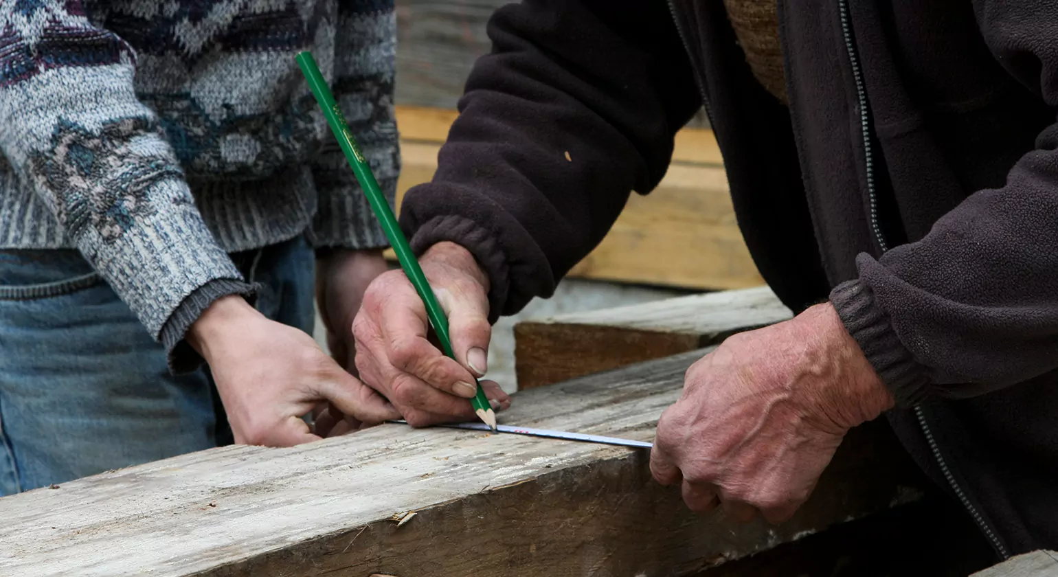 Designing Your Own Log Cabin Farmhouse