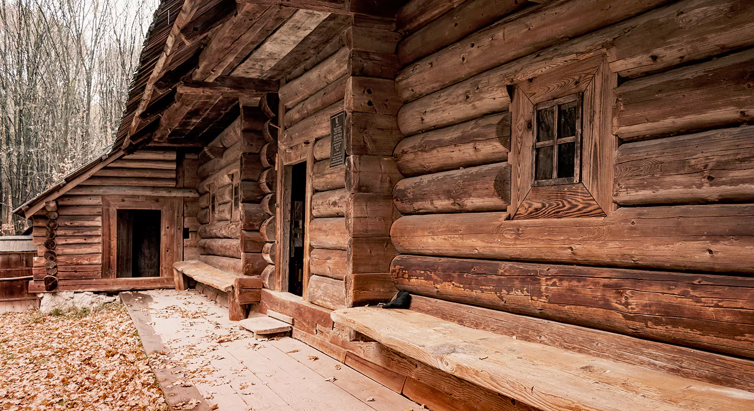 Where to Find Log Cabin Farmhouses for Sale