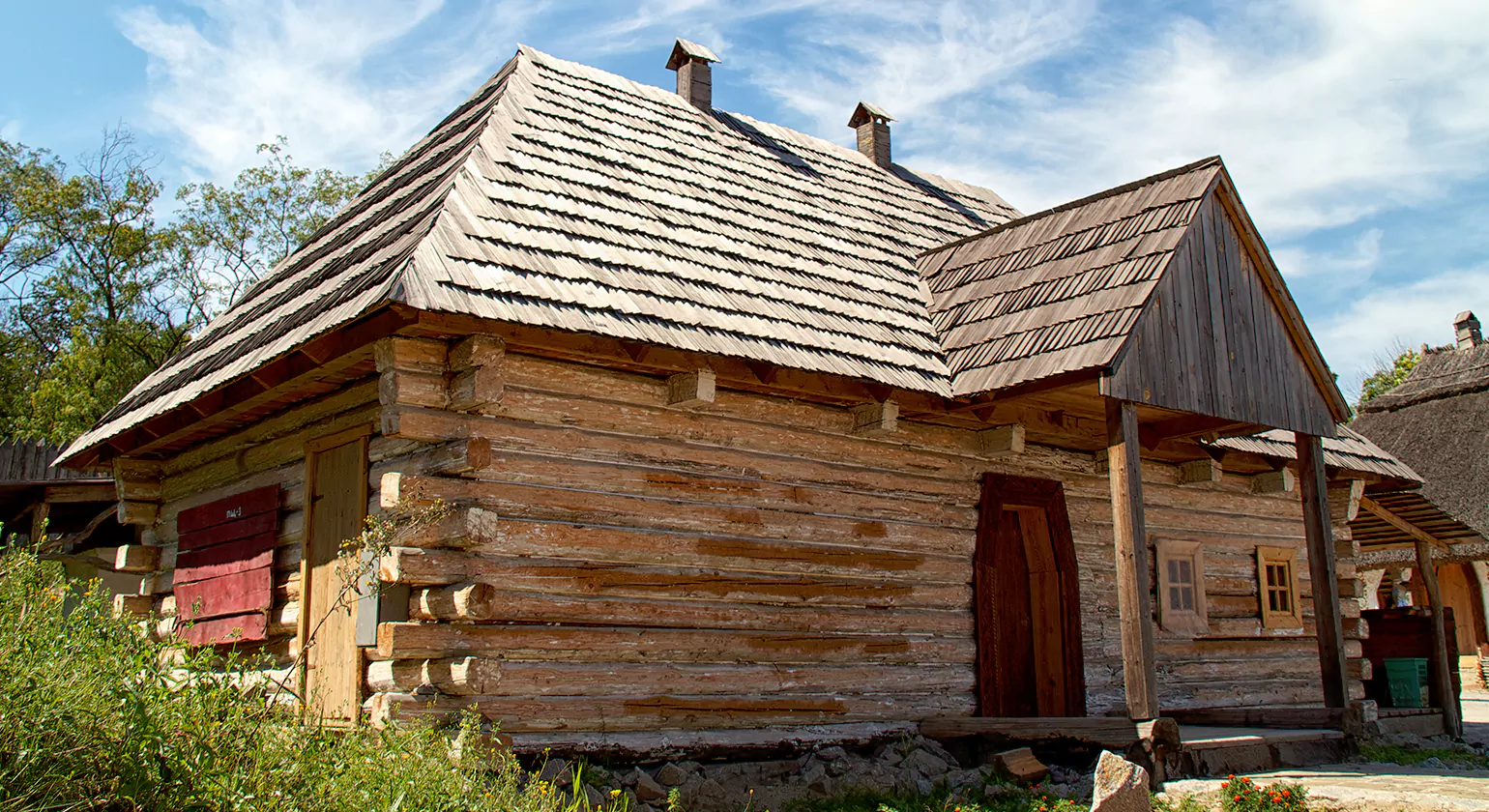 Restoration & Preservation of Cruck Houses