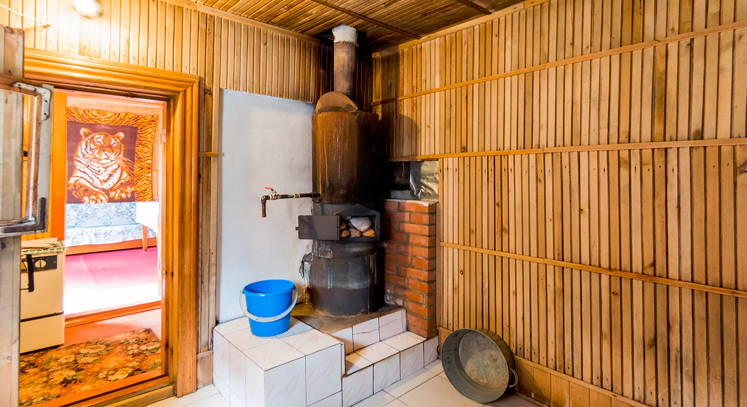 The History and Heritage of Hand Hewn Beams