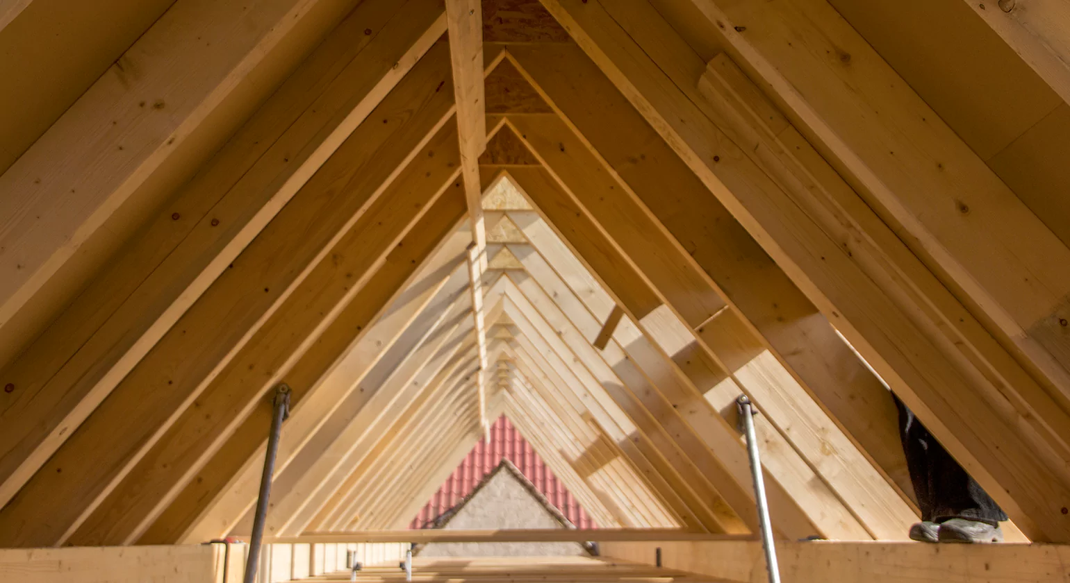 Timber Frame vs. Conventional Wood Framing