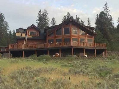 f2f519_063d0c9ad828481187305ba117a0c0dd_mv2